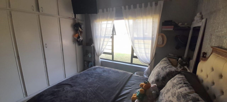 7 Bedroom Property for Sale in Bloemhof North West